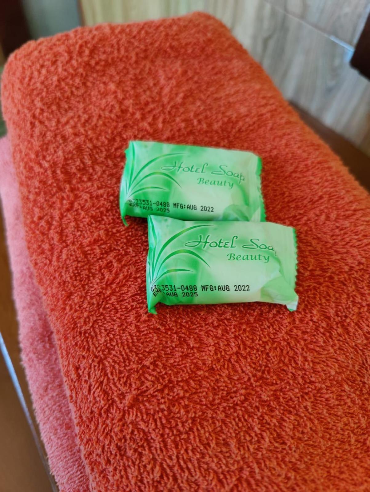 卡朗阿森 帕多巴米皮宾馆酒店 外观 照片